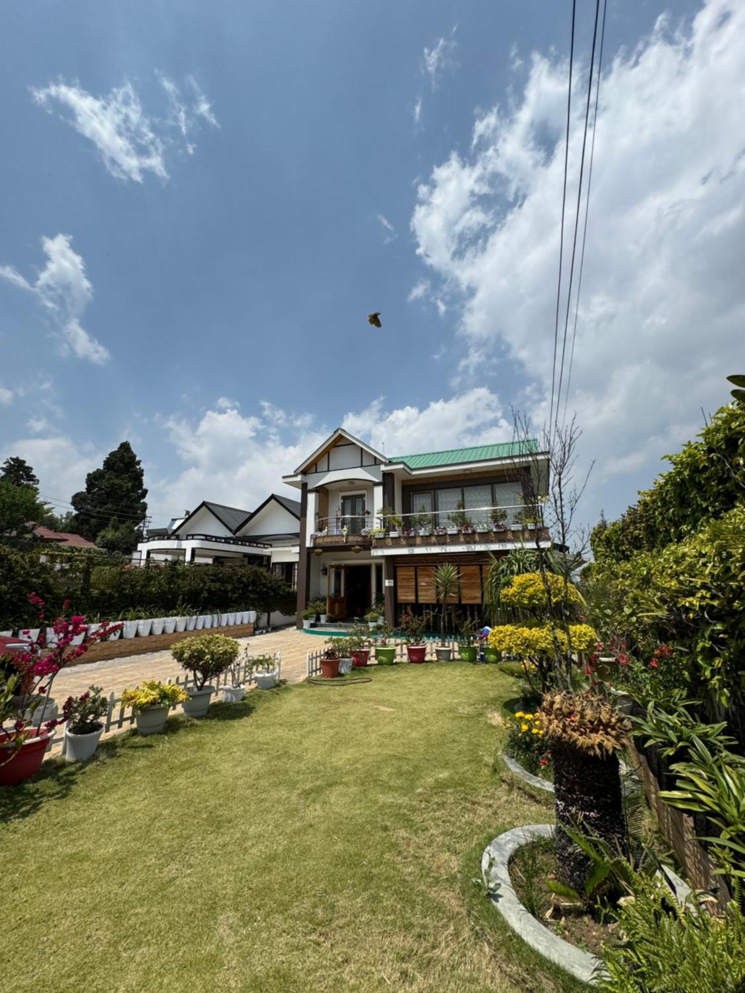 Fratelli Guest House Shillong Exterior photo